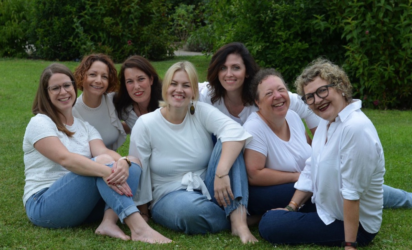 Gruppe des Coaching Café Niederrhein im Freien